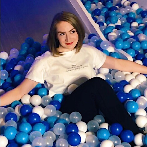 Meet your Posher, Myra - Picture 4 of 7